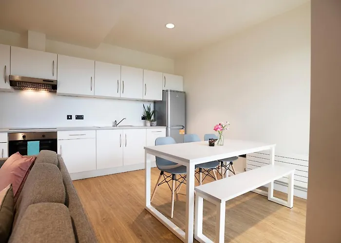 ホテル Goldcrest Village University Of *