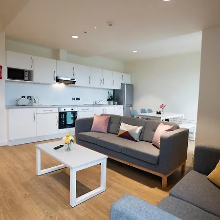 Goldcrest Village University Of 酒店 戈尔韦